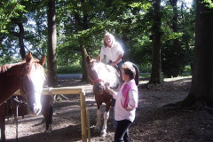 2005_048